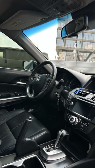 До вашої уваги Honda crosstour 2013р не потребує  вкладень