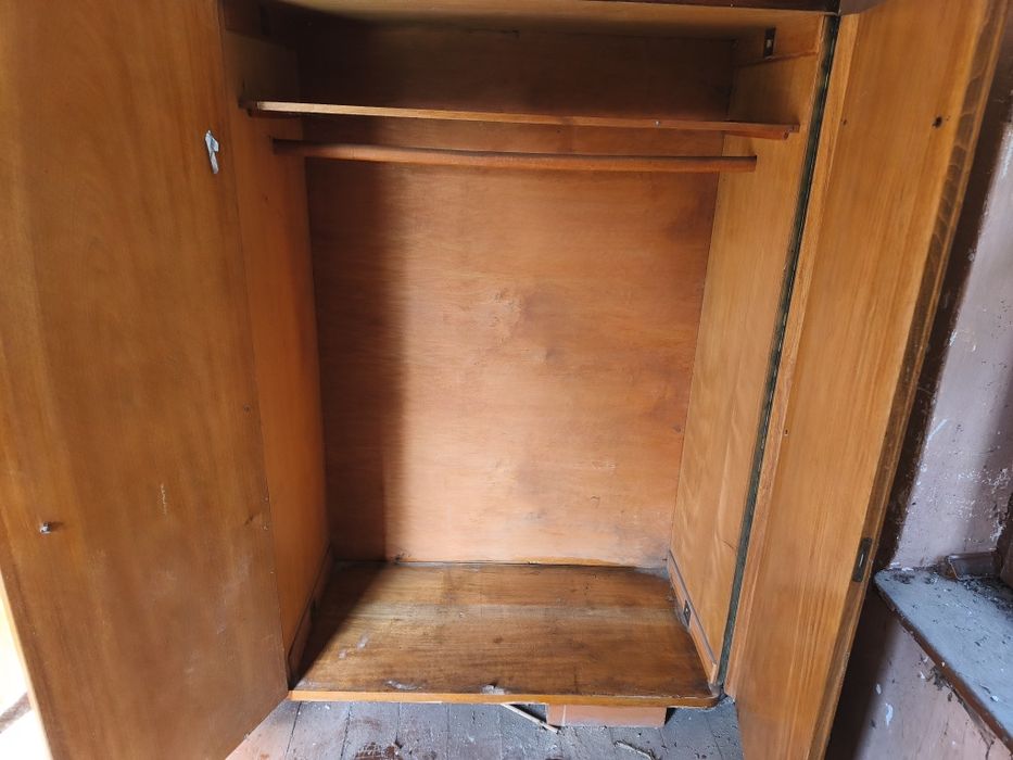 Stara szafa PRL  w dobrym stanie