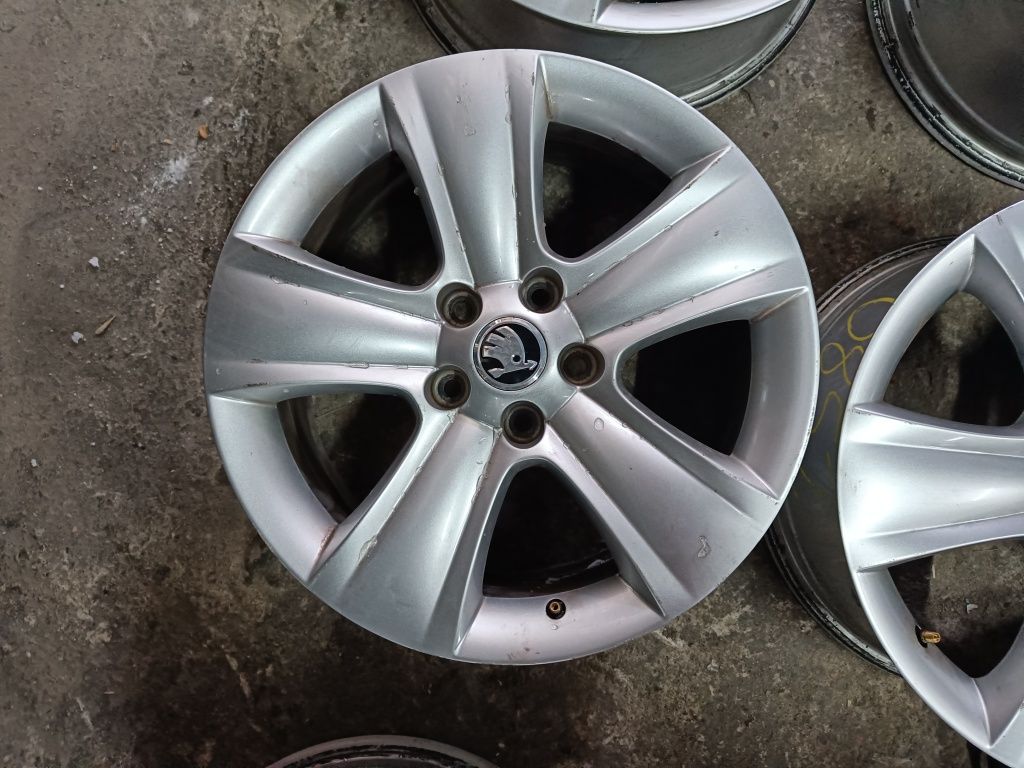 Felgi17 5x112 oryg Skoda Octavia Superb Yeti kpl