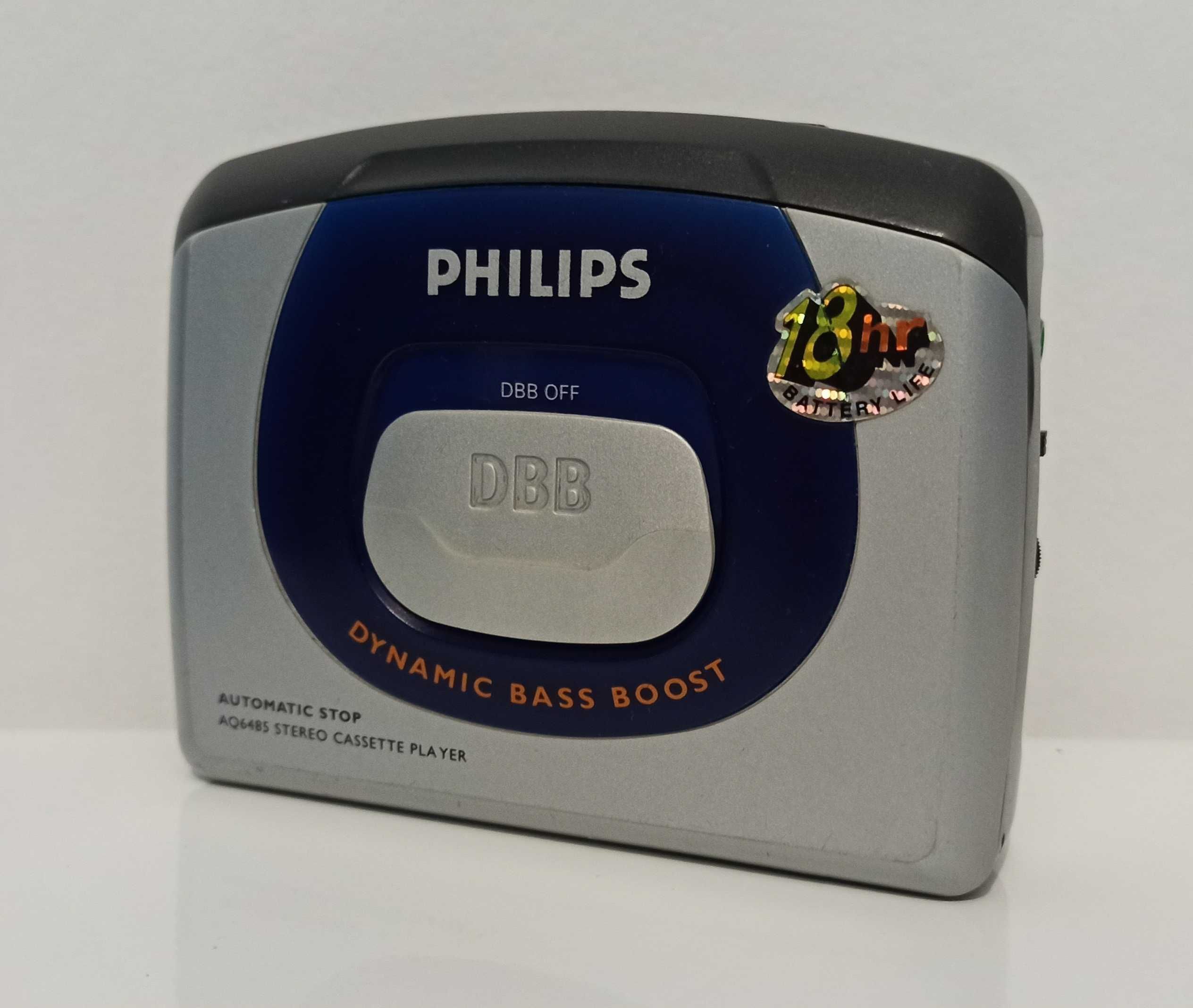 Комплект с аксессуарами  PHILIPS AQ6485 кассетный плеер
