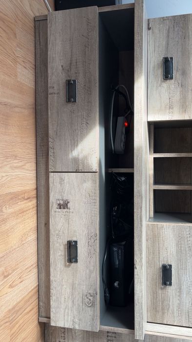 Szafka RTV pod telewizor Black Red White