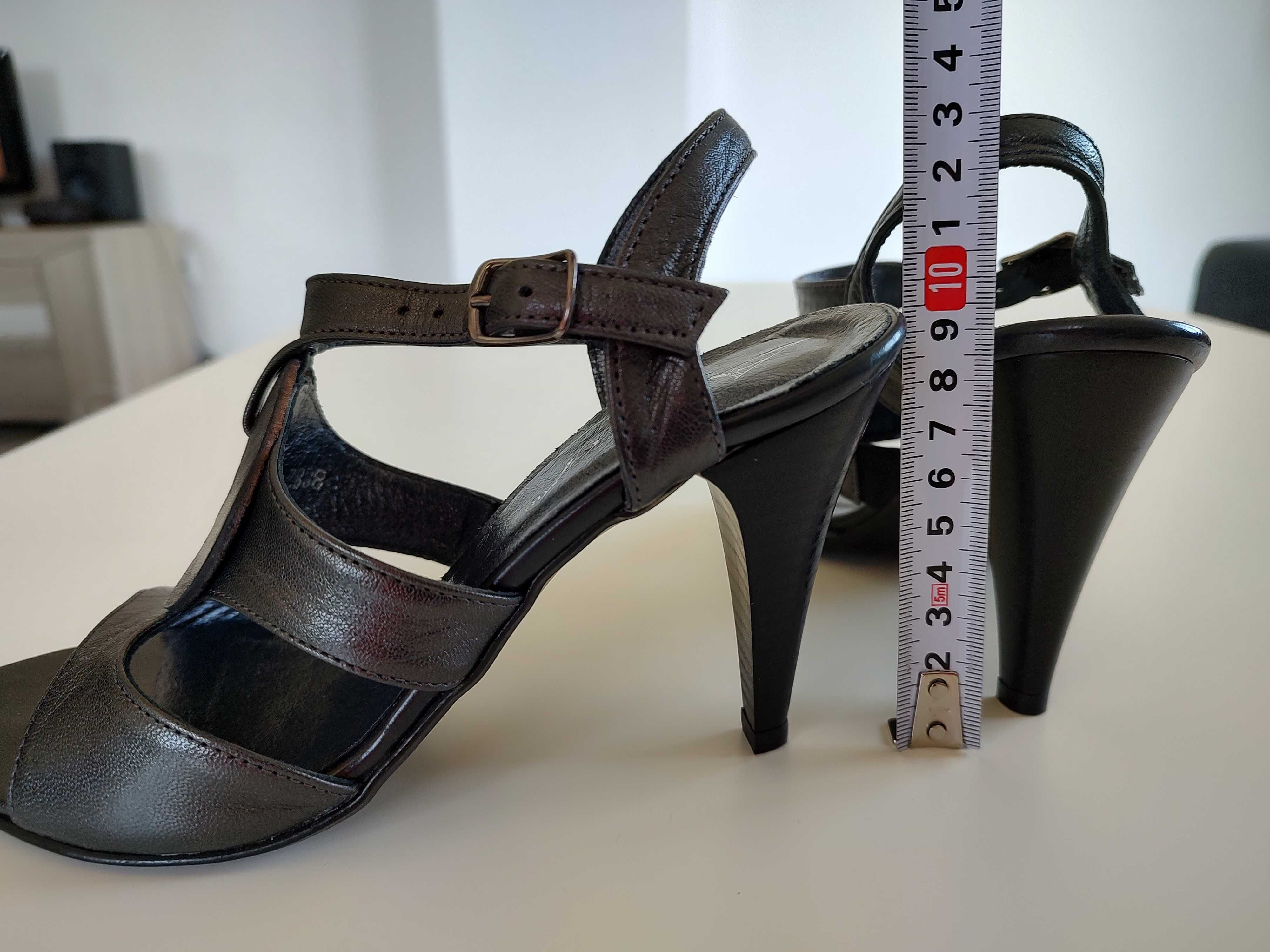 Buty obcasie skóra naturalna Acord 36