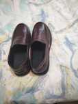 Sapatos de homem novos  urgência