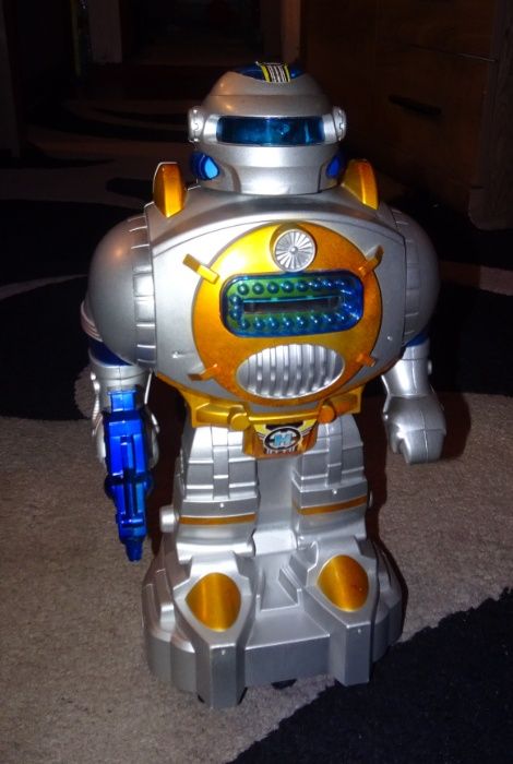 Robot wysokość ok. 30 cm