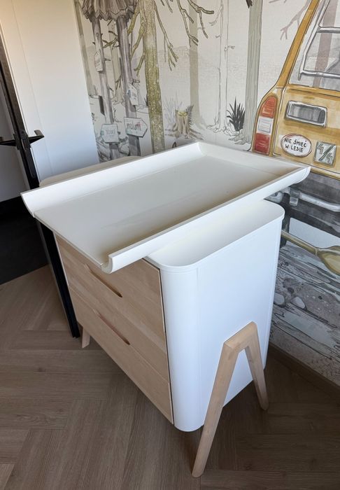 Łóżeczko niemowlęce, komoda, przewijak -  komplet