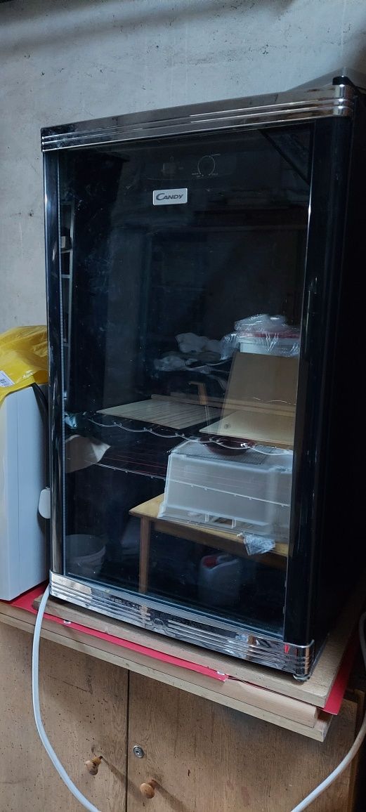 Cieplarka inkubator do wychowu matek pszczelich