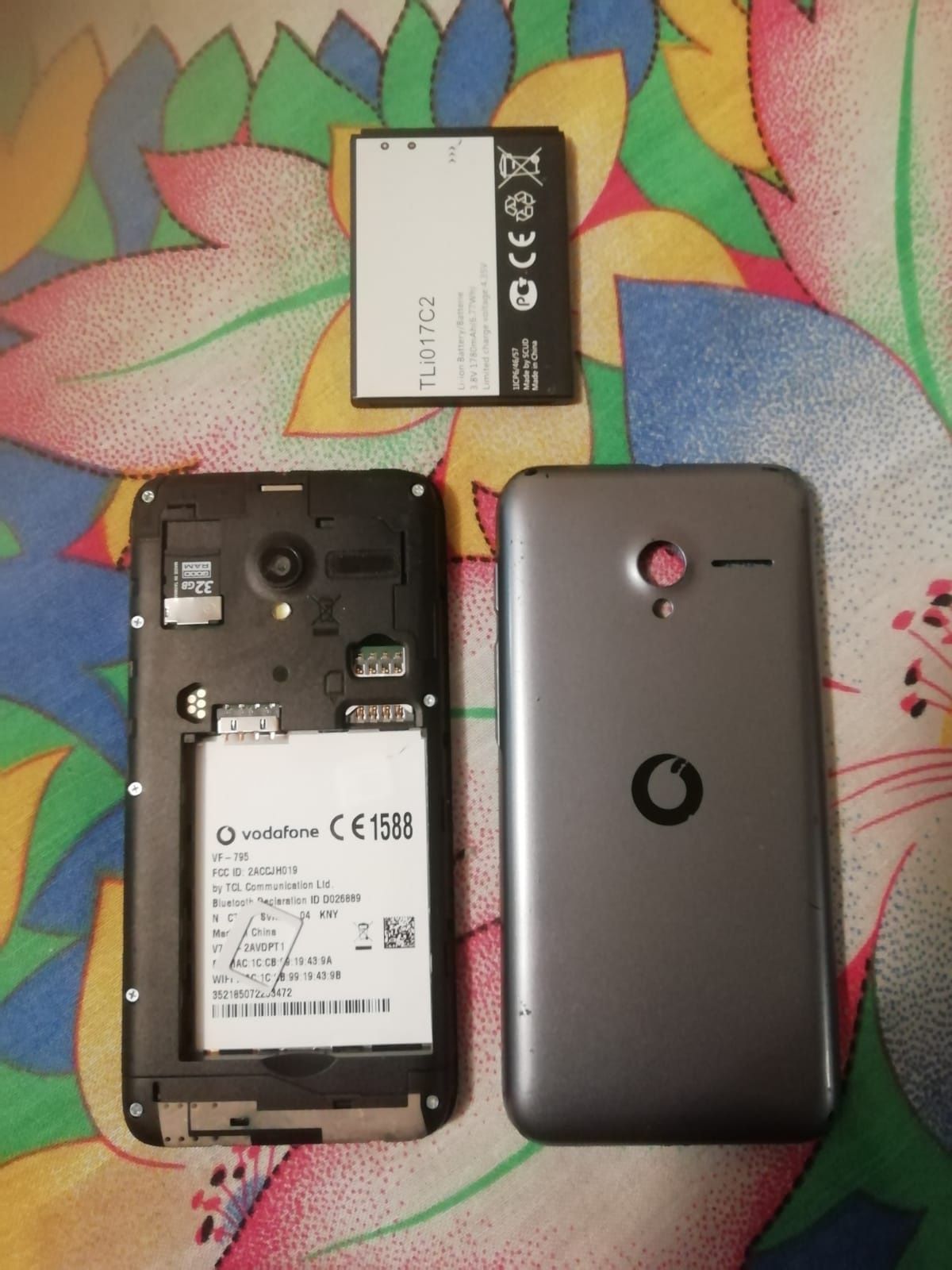 Celular Vodafone VF-795