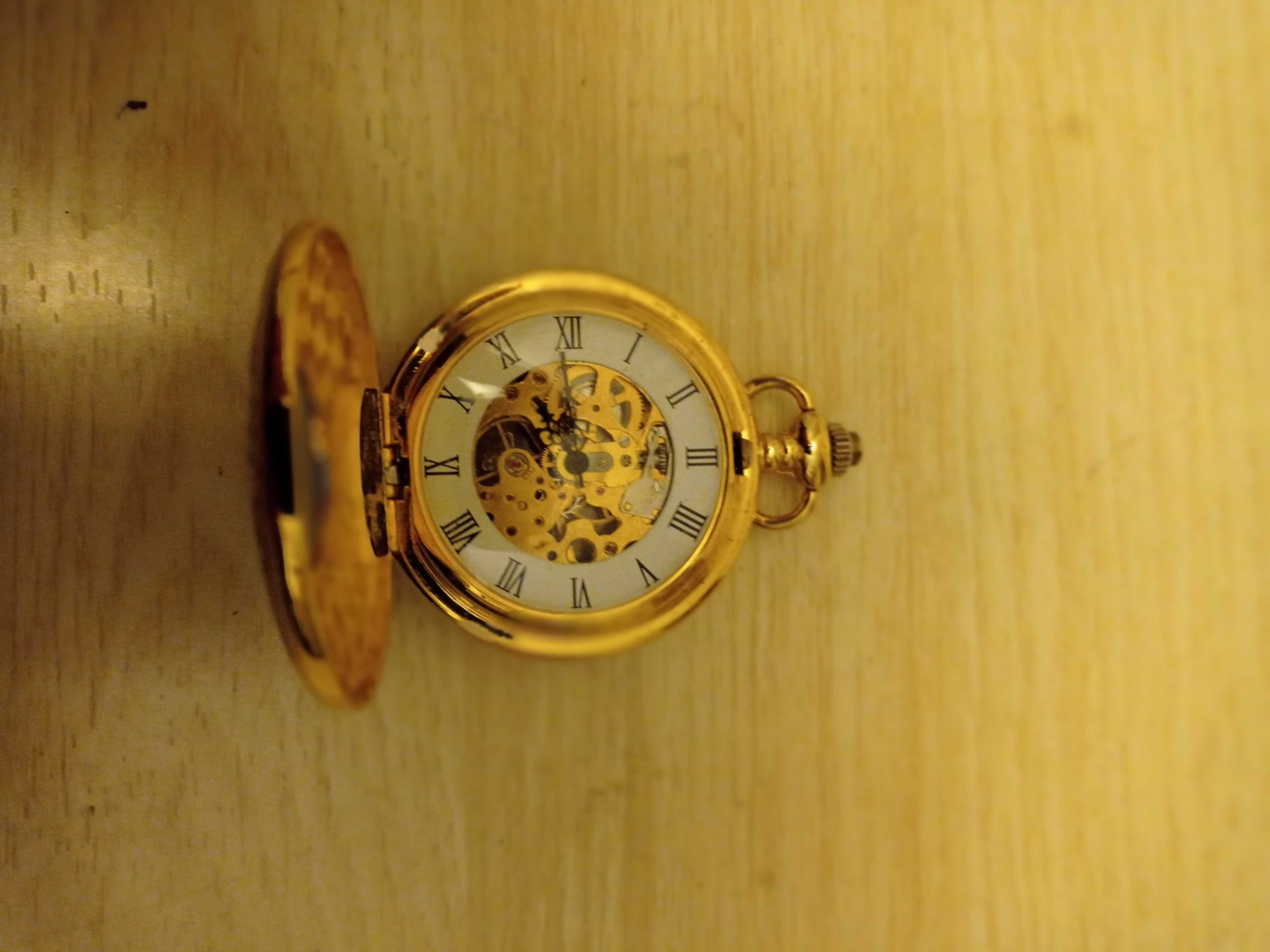 Relógios de bolso antigos de coleção. O valor é por ambos.