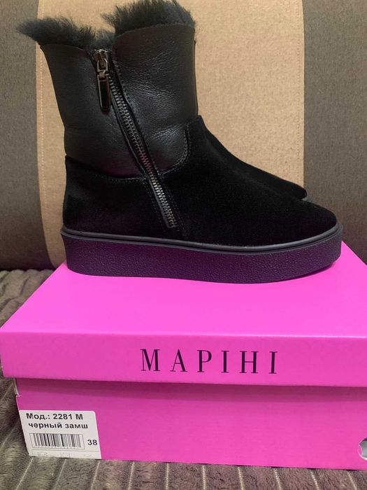 Жіночі зимові чоботи