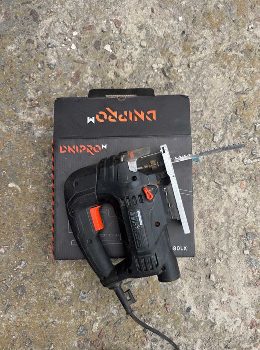 Електролобзик Dnipro-M JS-80LX - стан новий