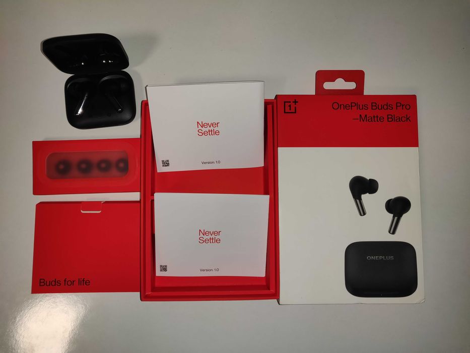 OnePlus Buds Pro (Matte Black)