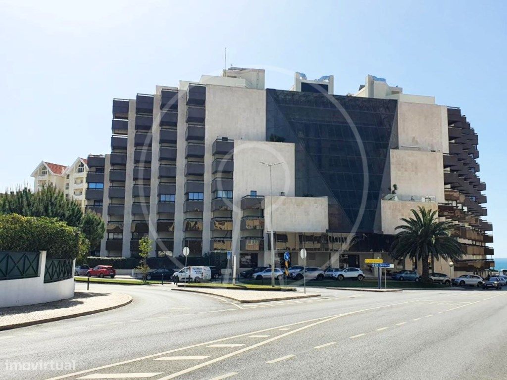 Apartamento T1 no emblemático Edificio Atrium em Cascais