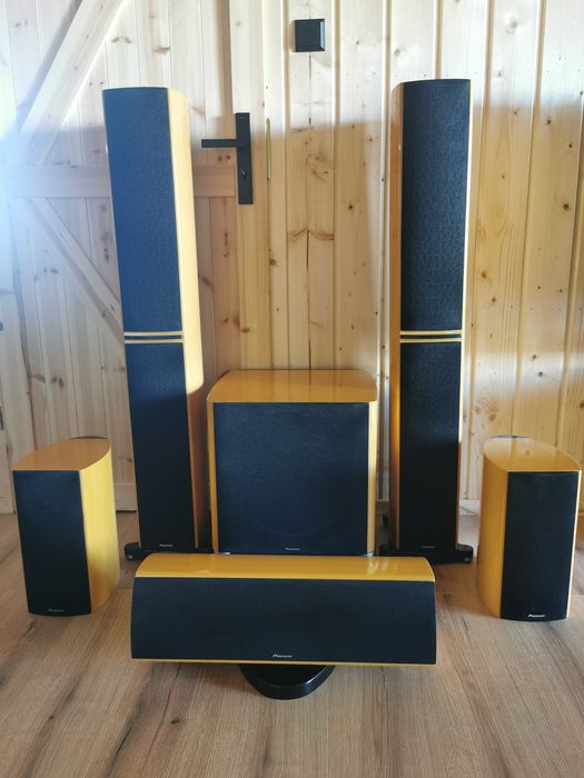 Unikatowe kolumny Pioneer S-810V Kevlar wstega