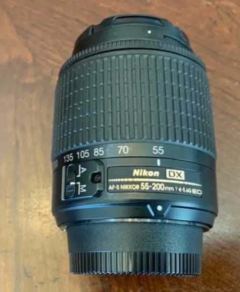 Aparat Nikon D80 i zestaw obiektywów
