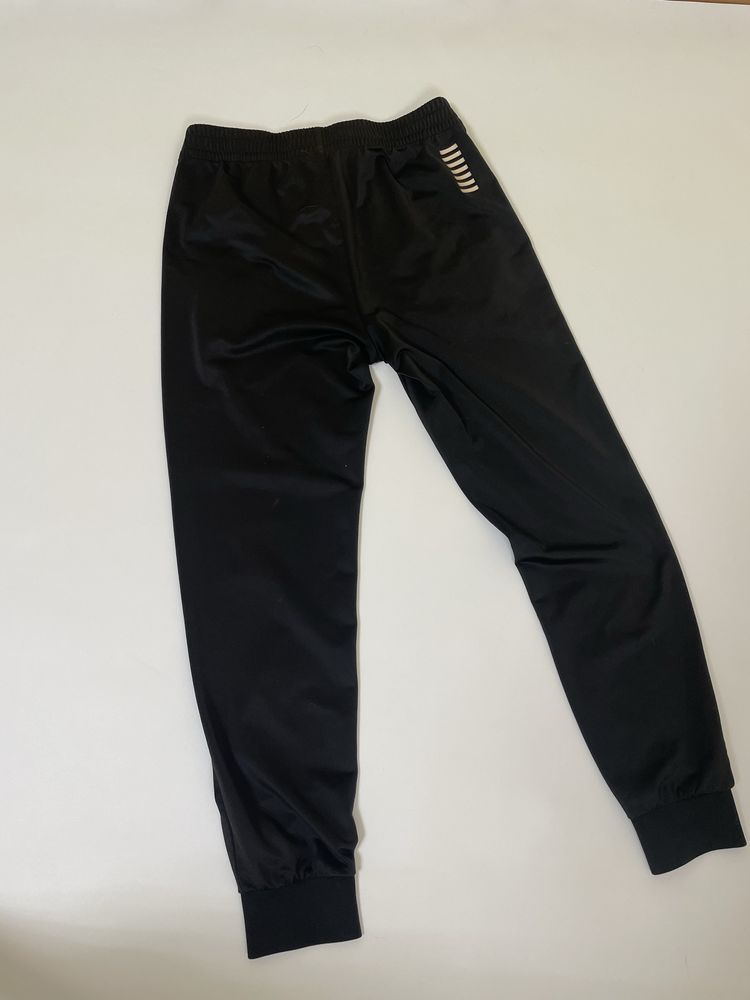 Спортивний костюм EA7 Emporio Armani