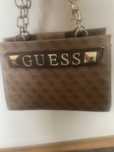 Torebka  Guess na ramie ,