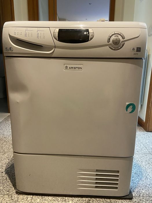 Maquina De Secar Roupa Ariston