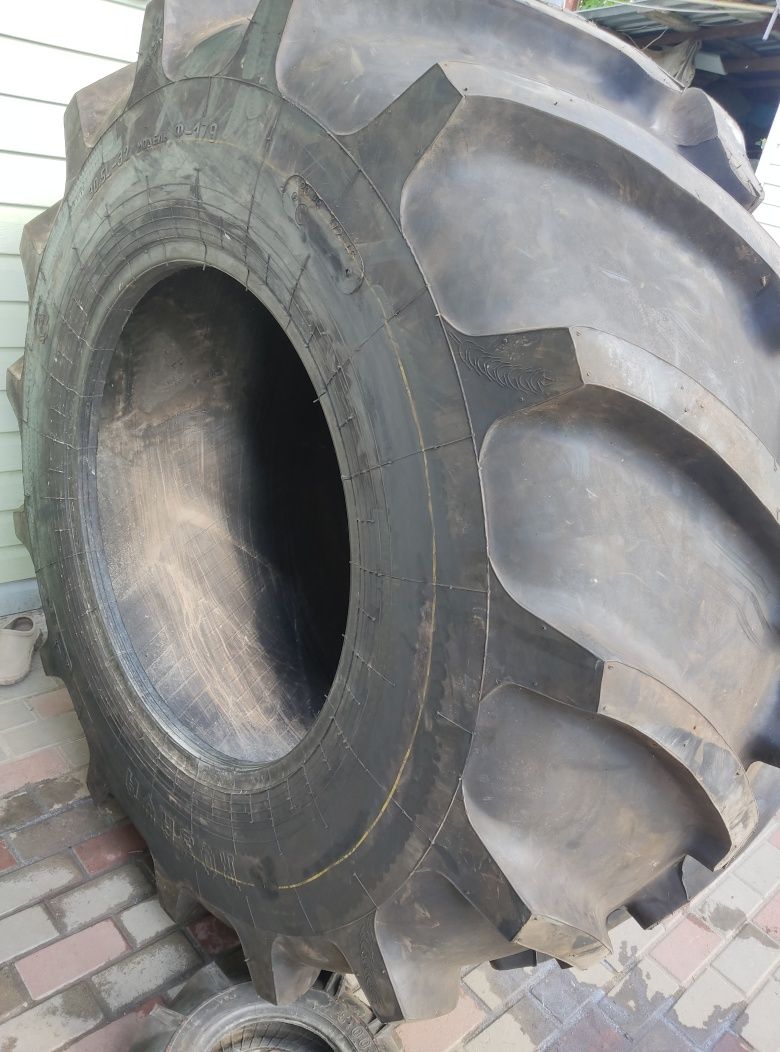 Продаж шин 30.5L-32 Ф 179