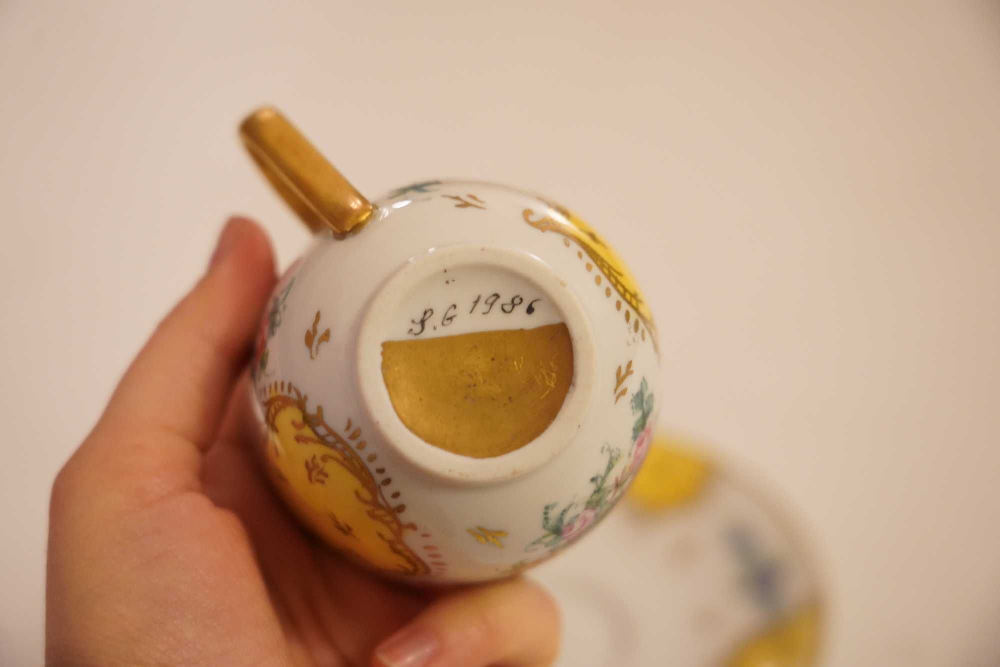 Chávena de Café em Porcelana