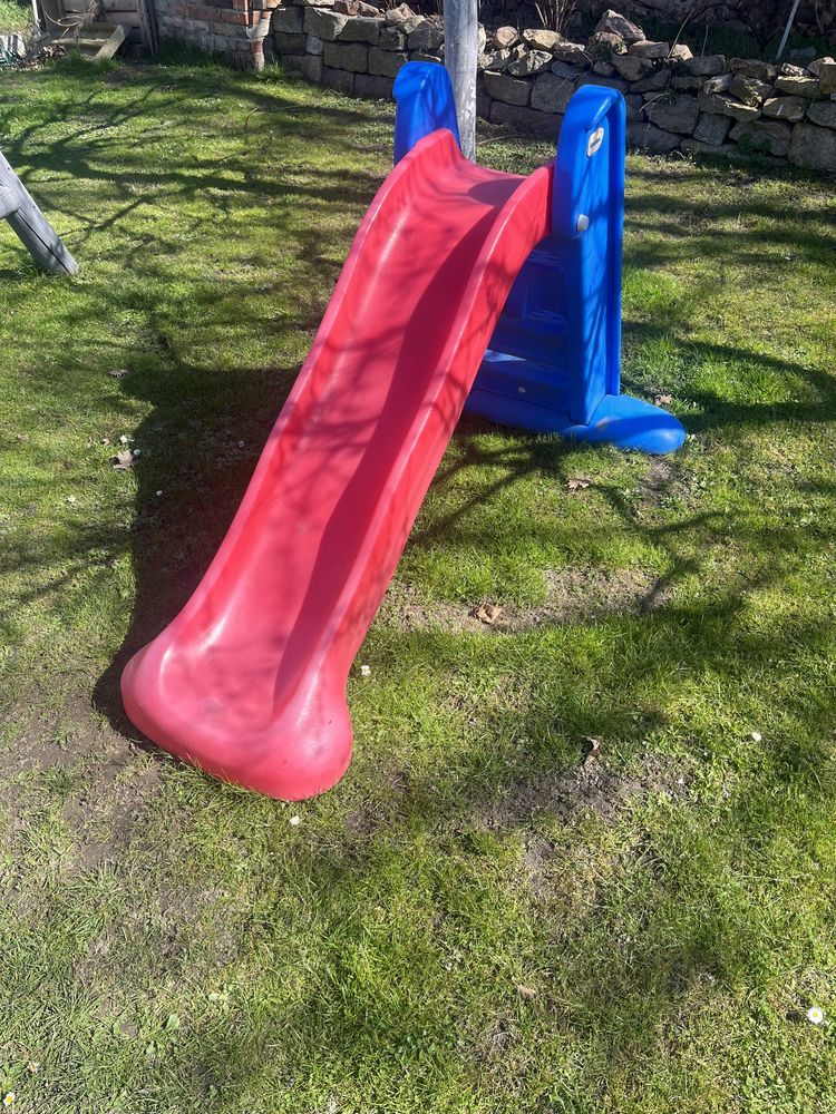 zjezdzalnia little tikes 150 cm
