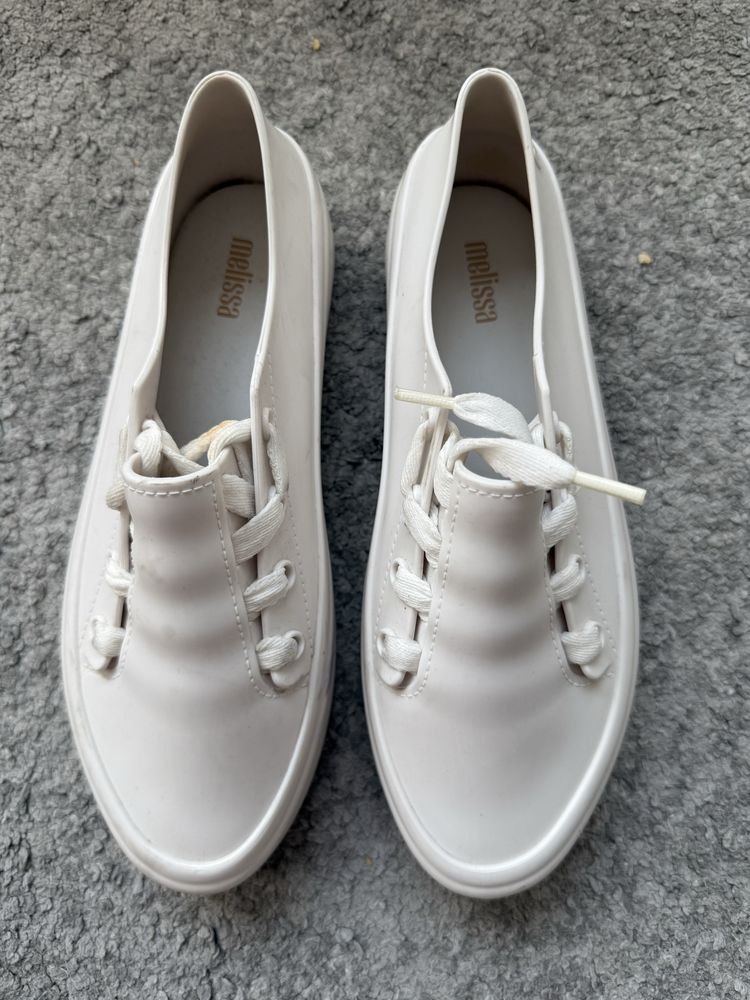 Melissa trampki białe 38