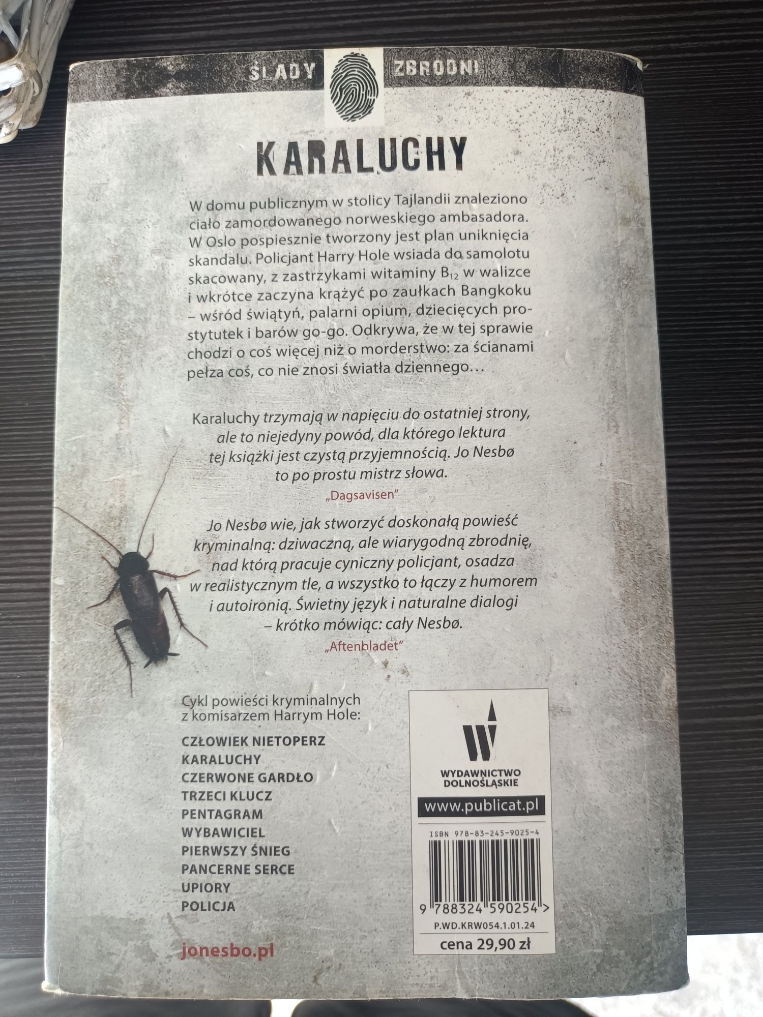 Książka Jo nesbo karaluchy