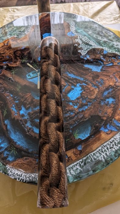 Stolik kawowy 3D orzech włoski  efekt wody żywica epoksydowa