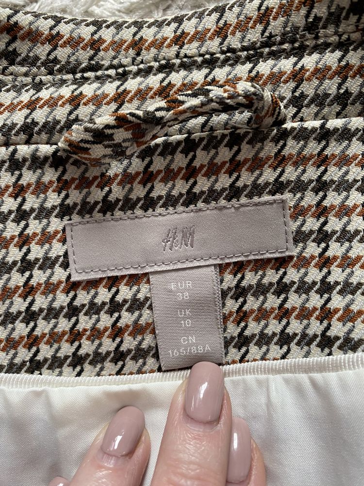 Костюм брючний H&M на осінь-весну р. S-M, стан нового