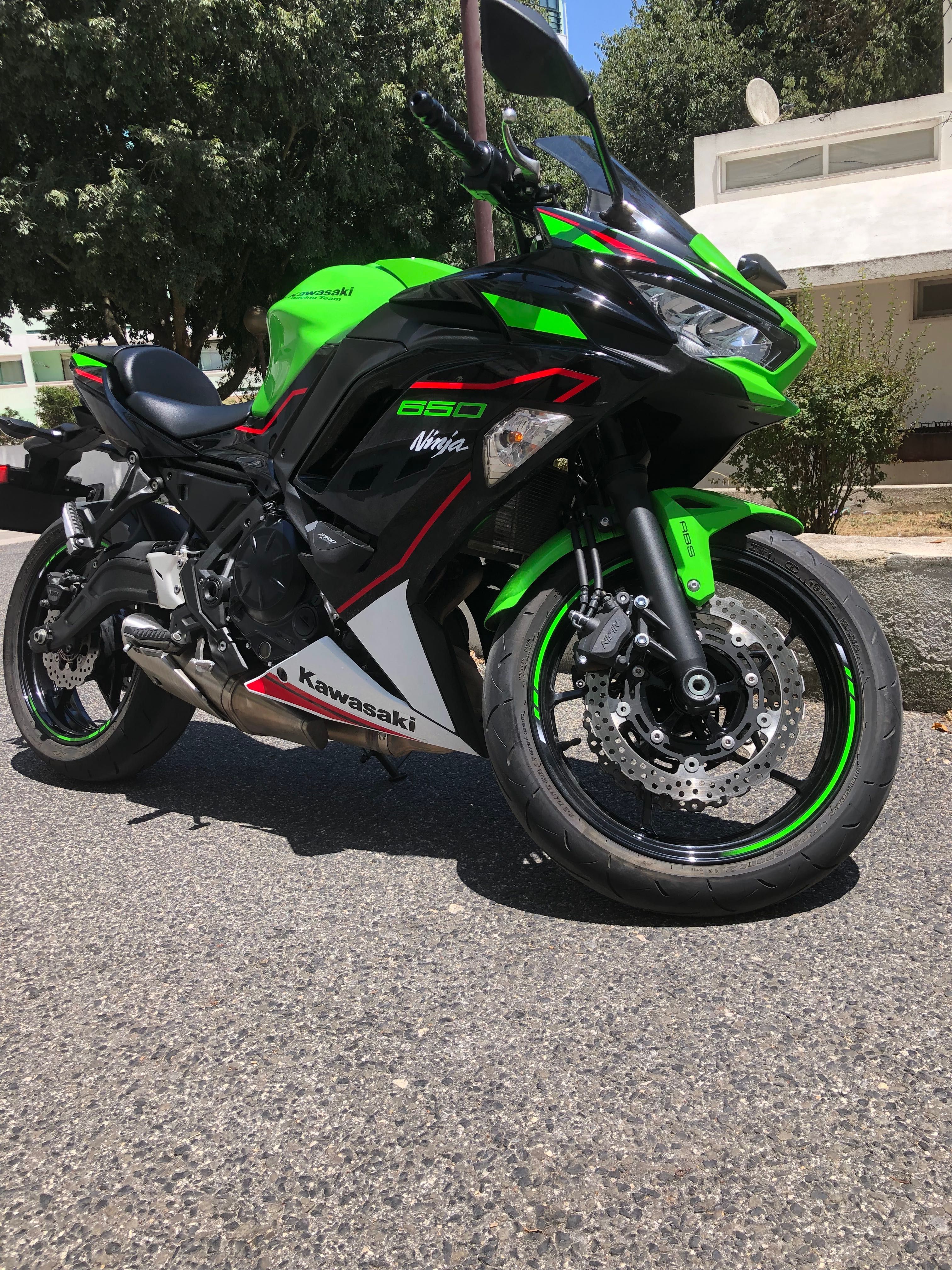 Kawasaki ninja 650 KRT 2022