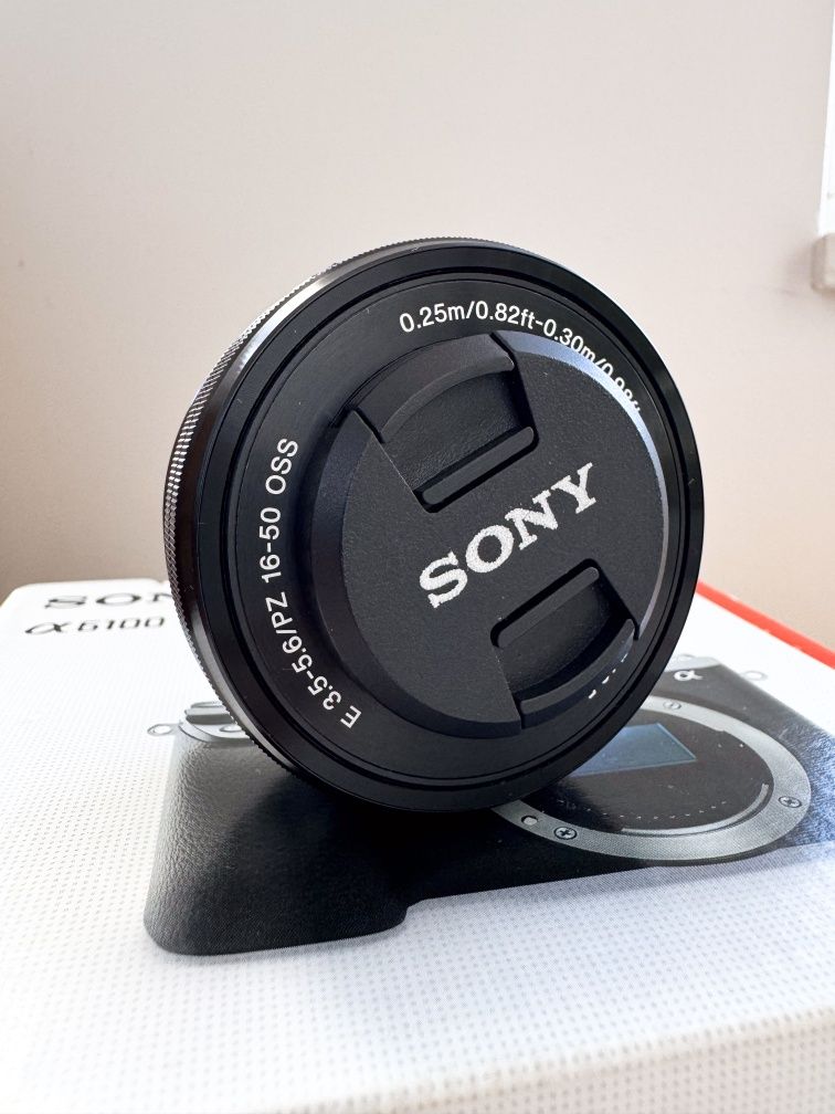 Sony A6100 — напівпрофесійна камера в ідеальному стані Sony Alp