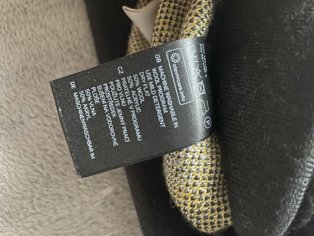 Wełniana spódnica tuba w trójkąty H&M xs s wool blend