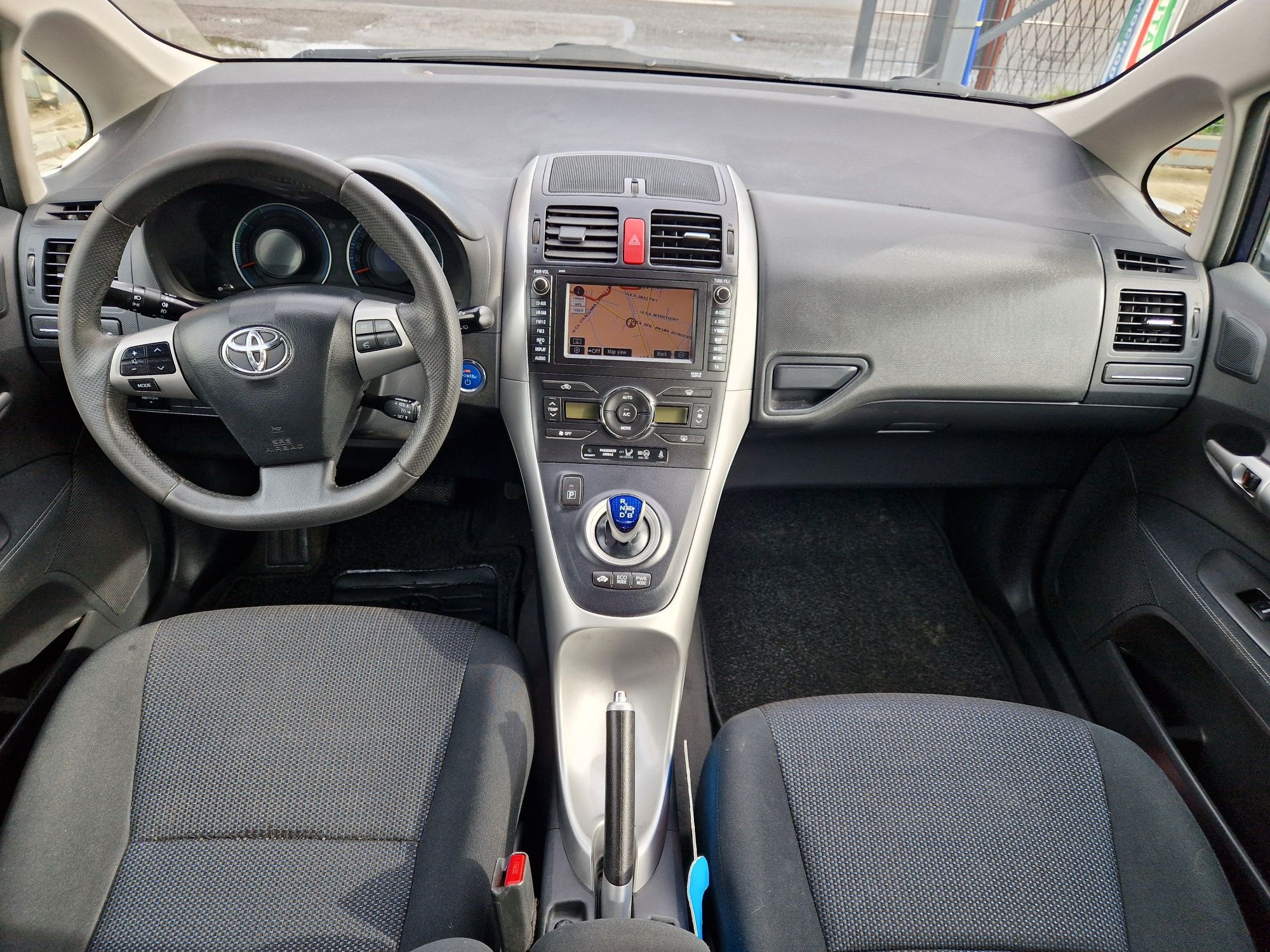 Toyota Auris 1.8 Hybrid