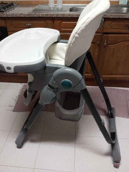 Cadeira de refeição