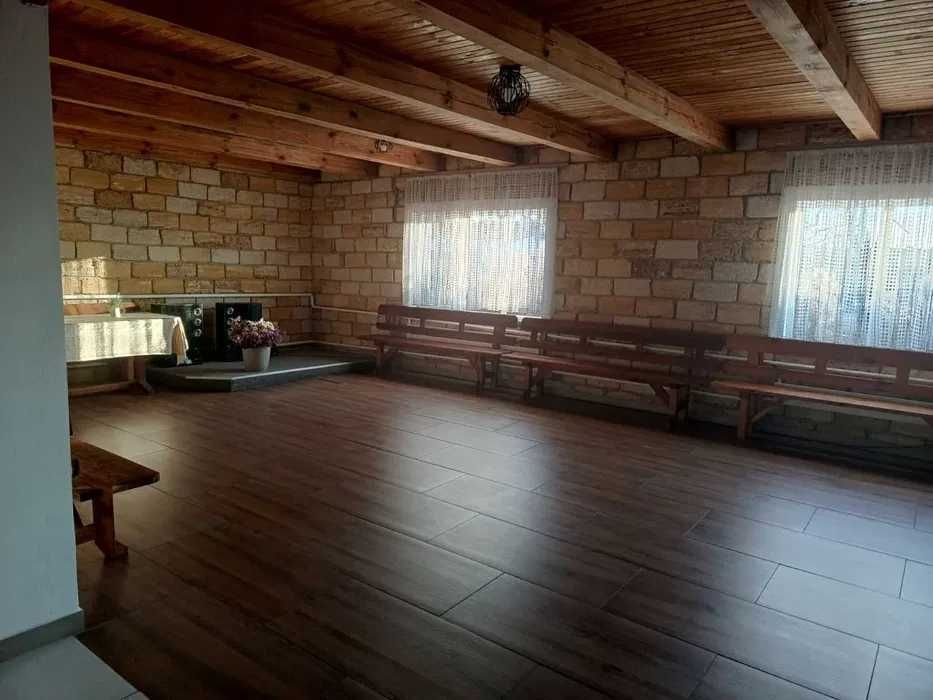 Продаж діючого кафе-магазину в смт. Вільшана Звенигородського району