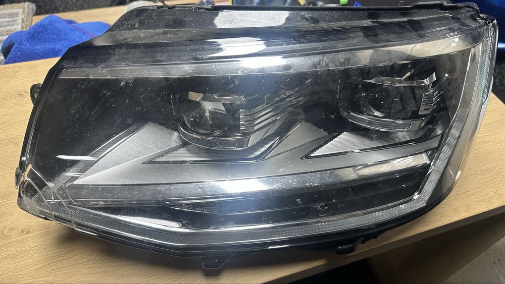 Lampa xenon reflektor vw t6 multivan caravelle