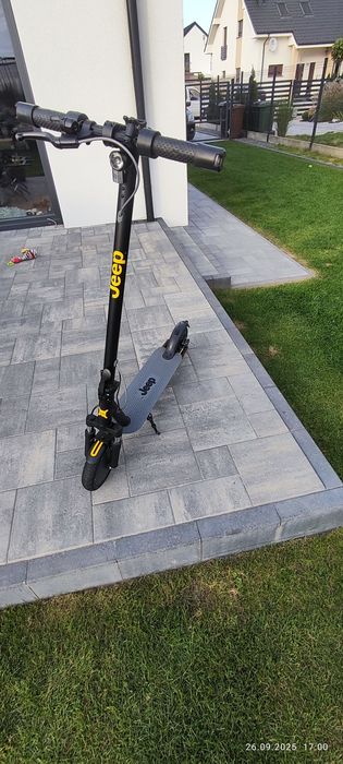 Chulajnoga elektryczna Jeep Sentinel