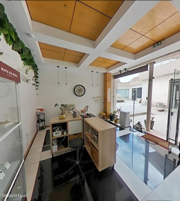 Oportunidade Única no Coração da AV. Chaby Pinheiro!