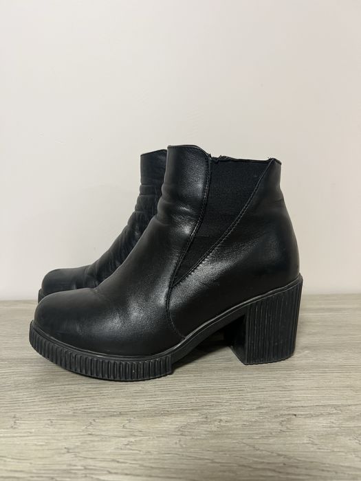 Зимові жіночі чобітки