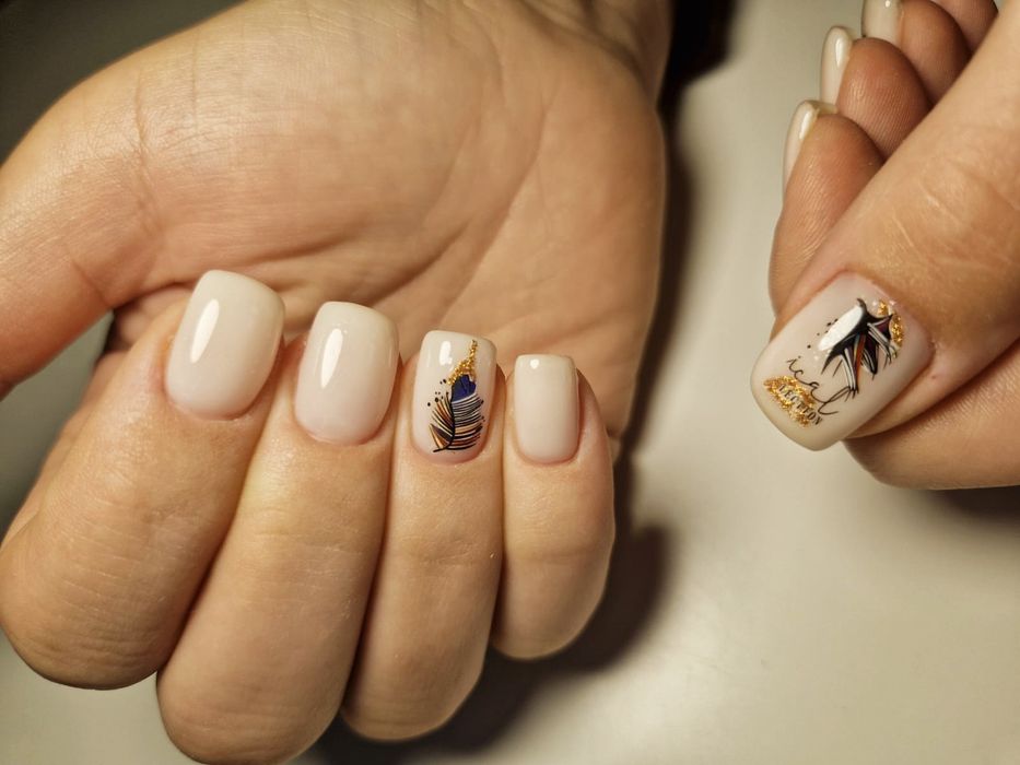 Manicure hybrydowy,  przedłużanie żelem , paz