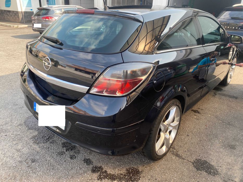 Vendo Opel Astra GTC Sport Van 1.9 CDti 150CV 2 Lugares