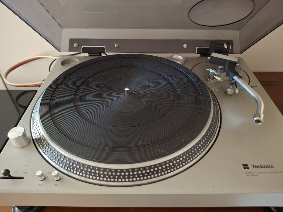Technics SL 1200 mk1