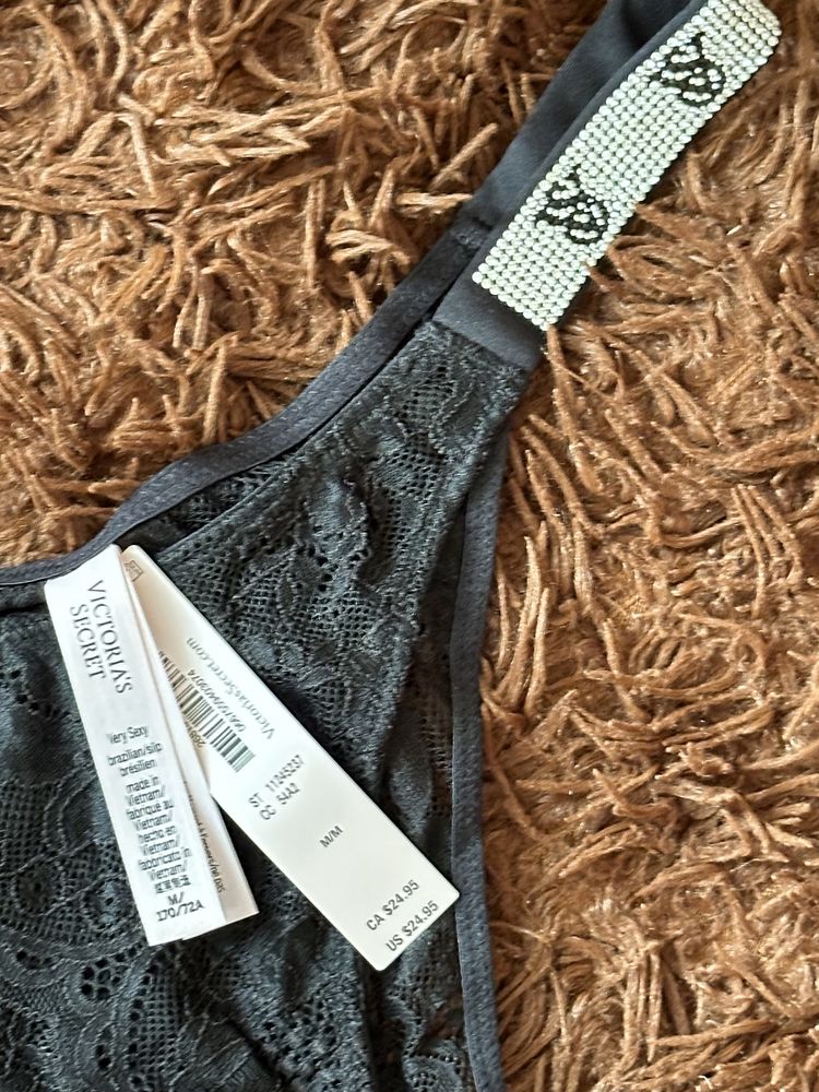 Трусики Victoria Secret оригінал із розрізом