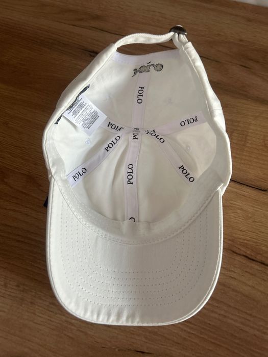 Biała czapka Ralph Lauren – nowa z metkami