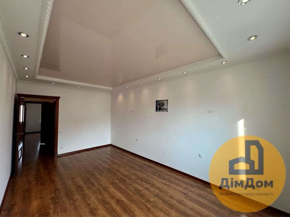 ГЕНЕРАТОР! Продаж 3к квартира вулиця Урлівська 30. БЕЗ КОМІСІЇ