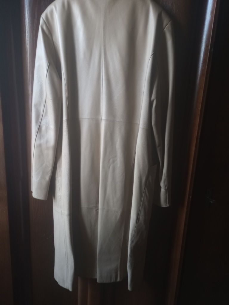 Płaszcz skórzany 42,