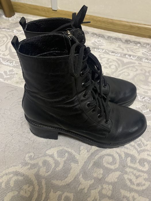 Шкіряні черевики на байці 39 р. ( 25,5 см)