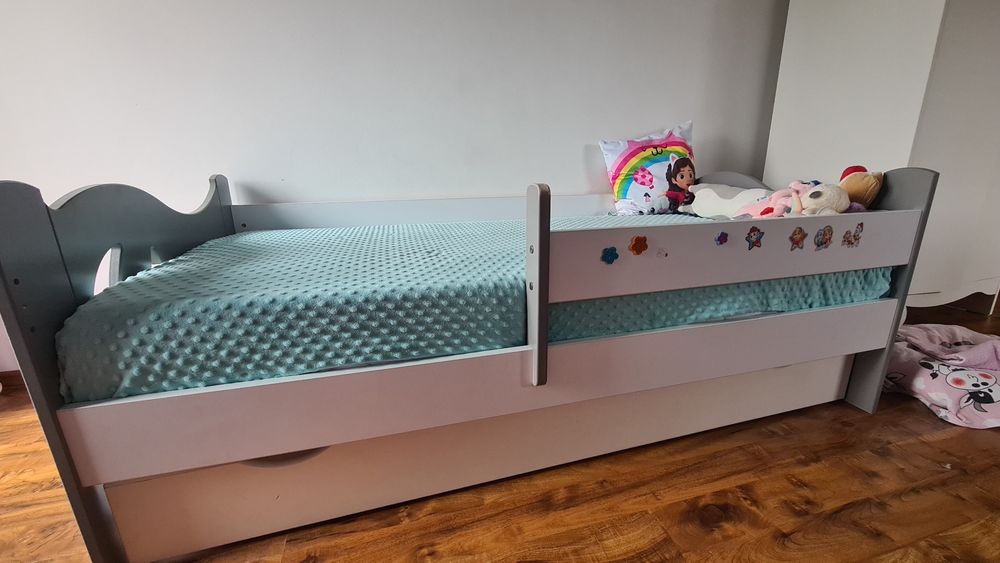 Łóżko biało szare drewniane dla dziecka 80×160cm plus materac 17cm