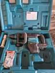 Młot makita hm001g w komplecie baterie wszystko Nowe!!!
