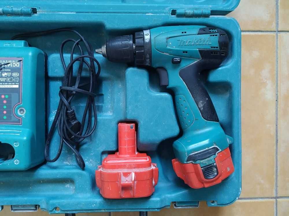 Робочий акумуляторний шурупокрут Makita 6271D, 2 батареї + кейс