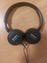 Original Sony headphones, in good condition, and the sound is indescri